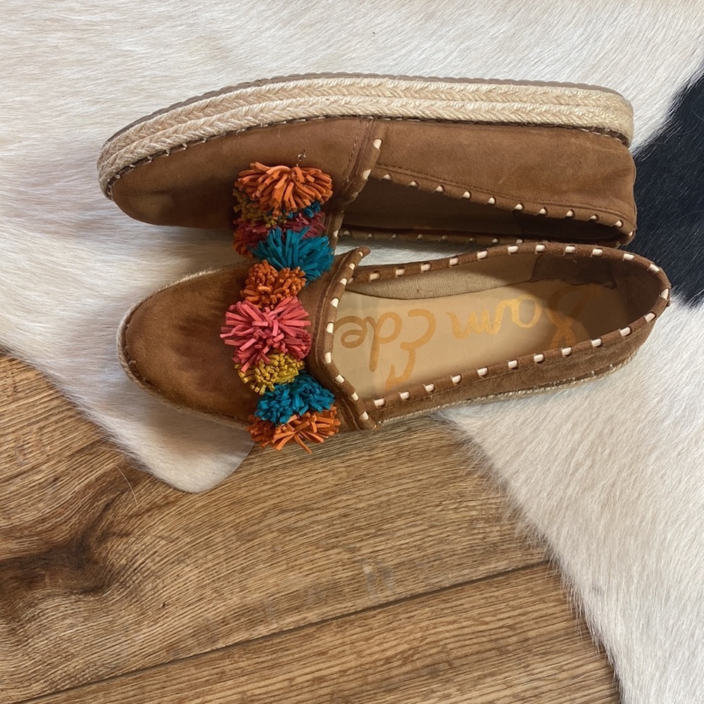 Sam Edelman Issa Espadrille flats in brown suede with multi-colored pom-poms - Picture 10 of 12